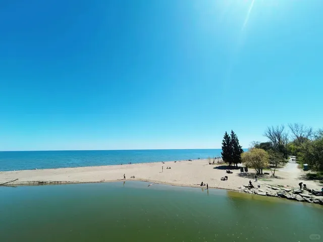 🇨🇦 ​​Rouge Beach - Toronto's Hidden Waterfront Gem​​ 🏖️🌿