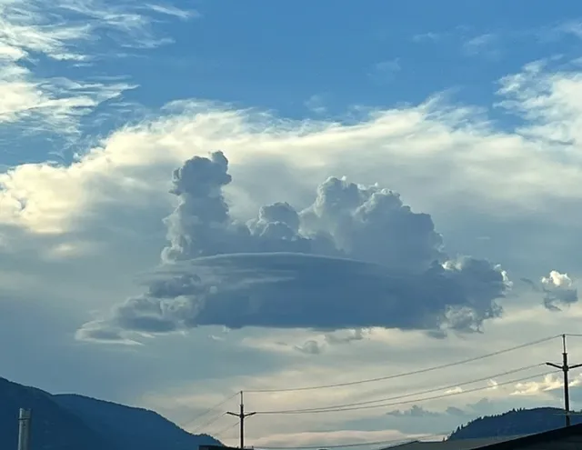 Kelowna 5-Day Escape: Wine, Waves & Wanderlust