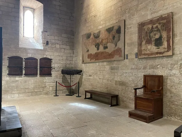 🇫🇷 Day 14: Avignon - Papal Grandeur & Sunset Magic