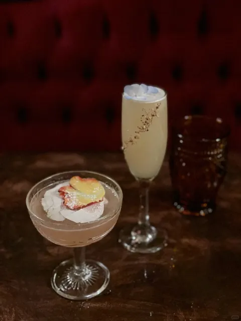 New York Food 🍹 Lillie’s Victorian Establishment