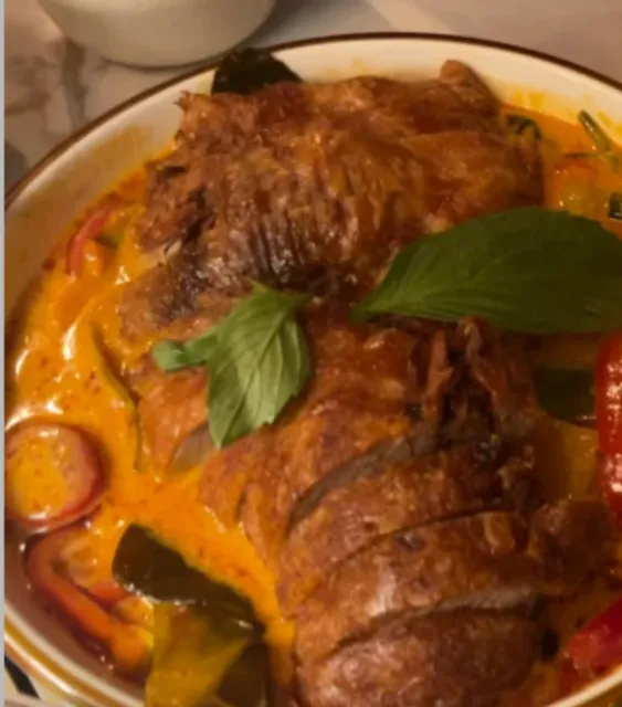 New York Saranrom Thai 🌟