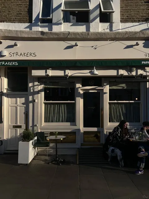 🇬🇧 Straker's | A Notting Hill Lunch Worth Writing Home About! 🍽️✨