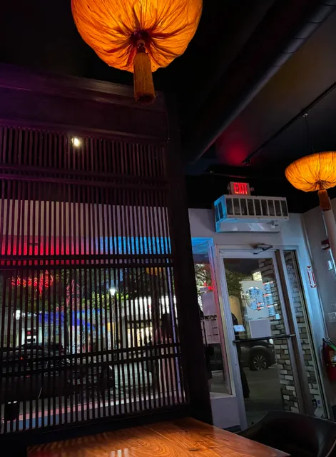 Wellesley area / American Thai food and Japanese food check-in