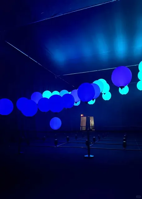 🎈 Dallas Balloon Museum | Step into a Giant, Emotional Balloon Univer