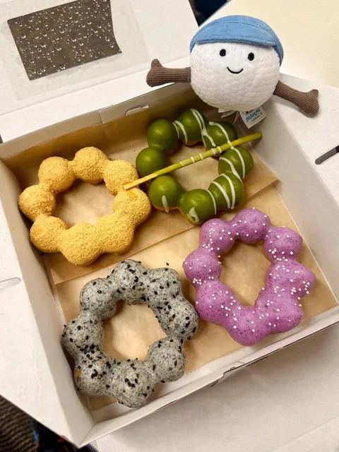 Madison｜Teamoji's Mochi Donuts – Colorful & Chewy! 🍩