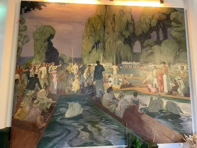 Le Chalet des Îles: Paris' Most Enchanting Island Restaurant 🏝️🍽️