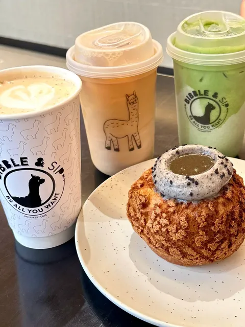 🍰 NYC | Black Sesame Puffs + Korean Braised Short Ribs 