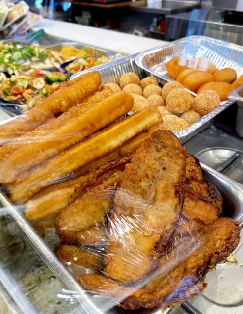 Top-Ranked Vietnamese Bánh Mì! Eat Like a King Under $15