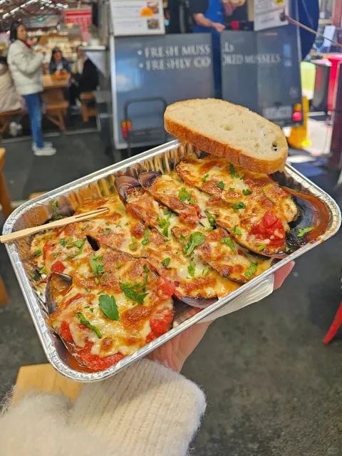 Queen Victoria Market: Melbourne's Ultimate Food & Shopping Paradise