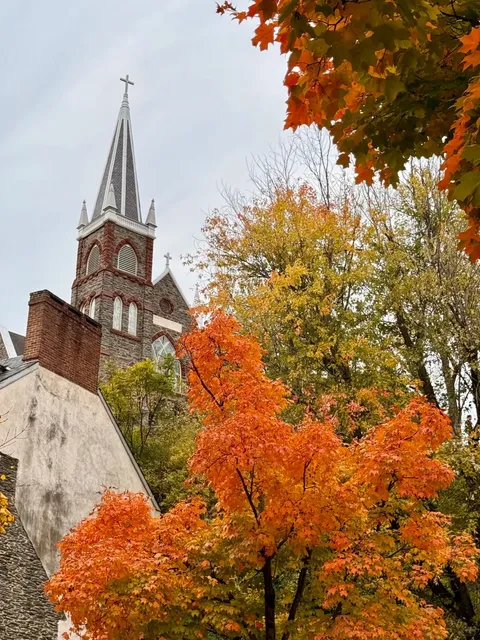  – Stunning Autumn Colors at Harper’s Ferry! 🍂📸