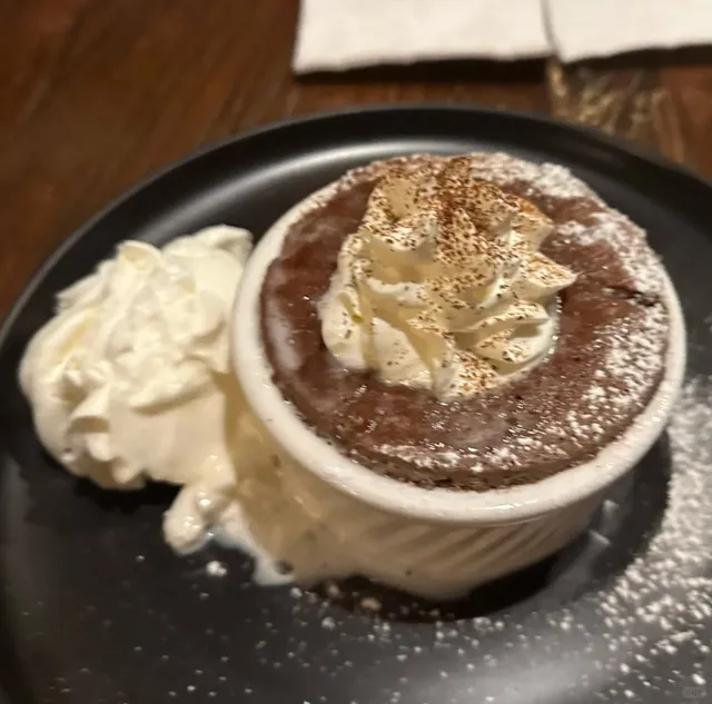 Black & Caspian – A Steady, Solid Dining Experience 🍽️