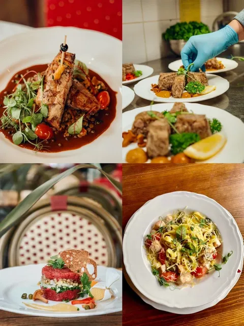 "Czerwony Wieprz: Warsaw's Century-Old Polish Food Legend! 👑🇵🇱