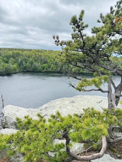 🌿 Minnewaska State Park | A Perfect Summer Hiking Escape