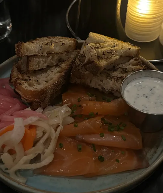 Boston Seafood Restaurant Recommendation | Lobster Rolls & Oysters 🦪