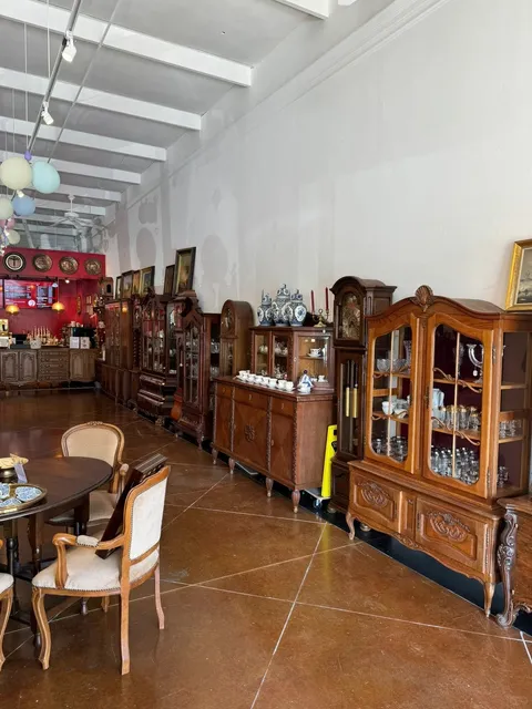 ATL Eats: Brunch & Vintage Cafe