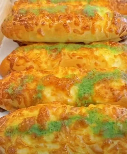 🥖 Ben Wong's Tea | A Bright & Cozy Bakery-Café in Richmond