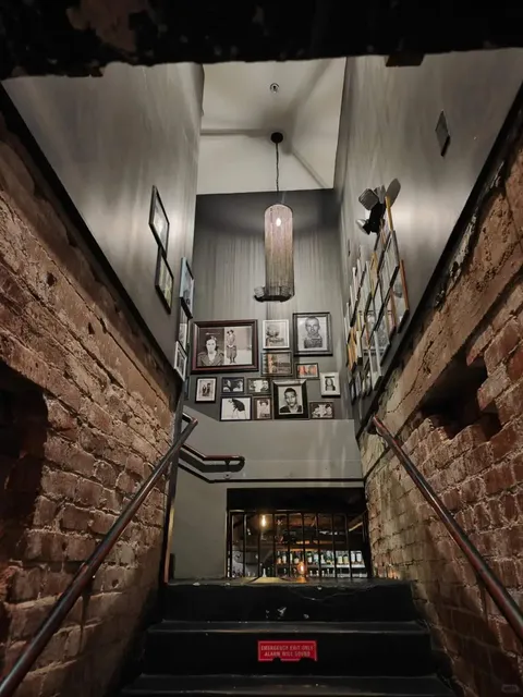 The Ostrich｜A Century-Old Bar Hidden Beneath Phoenix