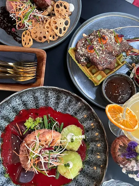 💢 Berlin Restaurant Disaster 💥