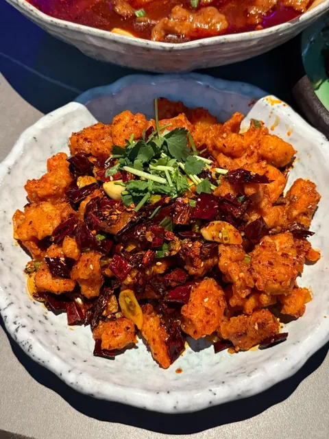 Lantern Restaurant & Bar: A Deep Dive into 22202's Sichuan Sanctuary