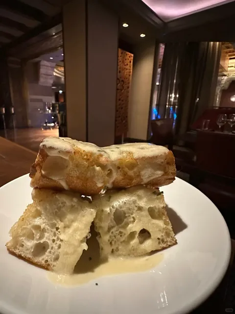 Good Restaurant Week Deal — Michael Jordan’s Steakhouse 🥩✨