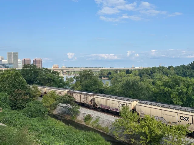 🇺🇸 Weekend Getaway in Richmond VA | Near DMV & North Carolina 🌳🌉