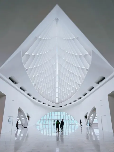 🇺🇸 Milwaukee, WI | One-Day Trip in Wisconsin’s Lakeside Gem