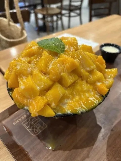 🍨 Found a Korean Shaved Ice Treasure in LA!