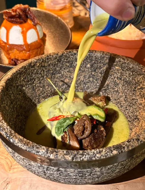 Toronto’s Hidden Thai Gem | Savor Thai – Summerlicious Must-Try!​​ 🌶️