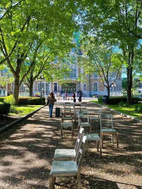 🇨🇦 Quebec City Travel Guide: The "Goblin" Fairytale Town 🍂