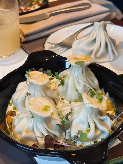 Must-Try Cuisine in New York 🌟