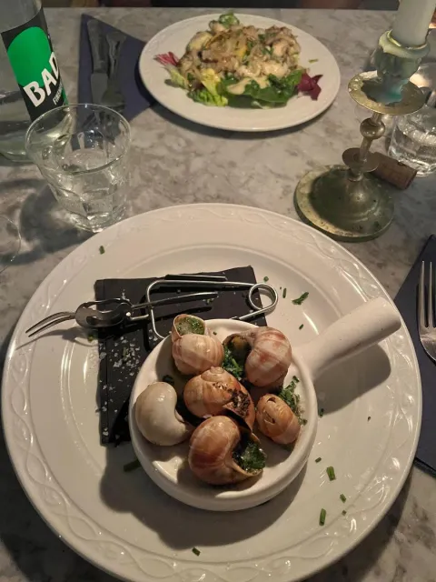 You HAVE to go!!! ✨ The vibe is absolutely incredible, and the food?