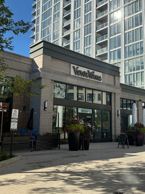 Chicago’s Hottest Pop-Up — Burgers & Bourgogne 