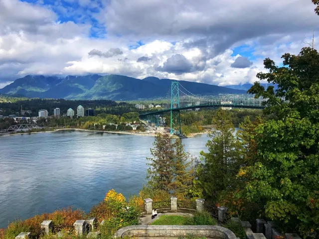 🇨🇦 ​​Prospect Point: Vancouver’s Most Cinematic Viewpoint!​​ 🌉📸