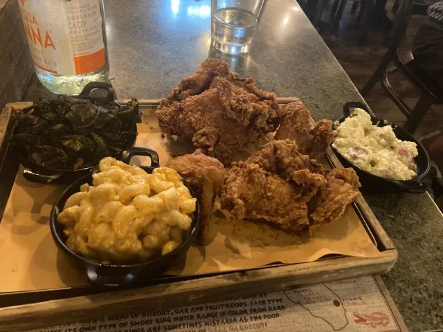 🍗 Dining Solo in NYC on a Hot Summer Day & Catching a Movie! 🎬🌆