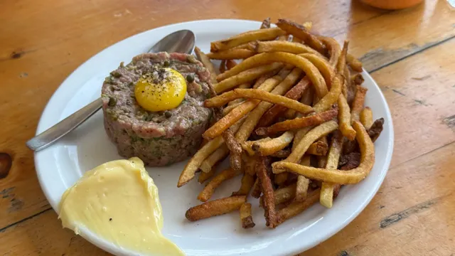 🇨🇦 Toronto's Cozy French Bistro | ✨  