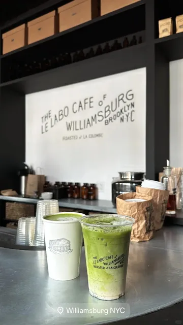 🌿 Williamsburg Might Just Be NYC's Chillest Neighborhood! 🏙️