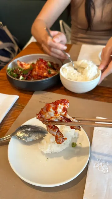 New York | This Spicy Crab Sauce Will Leave You Spellbound 🦀