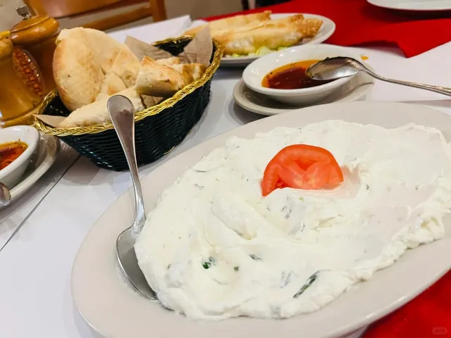 🥙 Cafe Istanbul – Middle Eastern Flavors in Columbus, OH