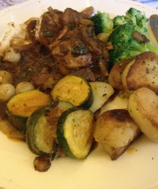 Lincoln_Crust Restaurant – A Quaint & Charismatic Eatery in Lincoln