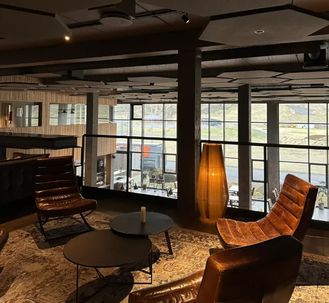 Iceland Hotel Guide: Strategic Stays for Adventure & Aurora