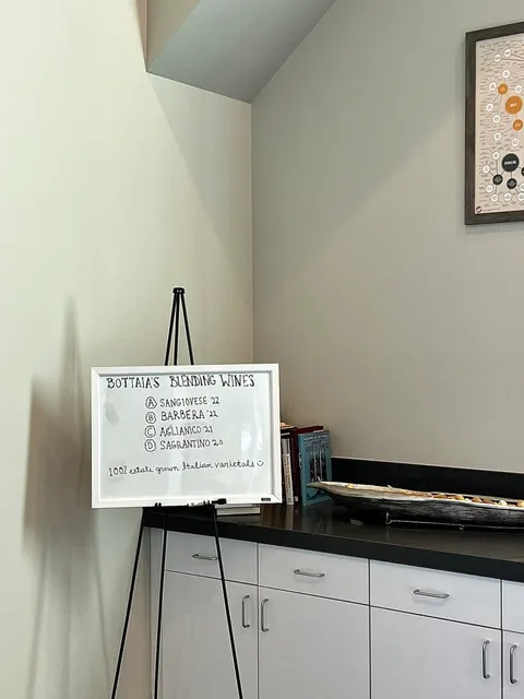 LA's Coolest Wine Blending Lab 🍷｜Become a Winemaker for a Day! 👩🏻‍