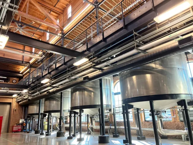 🇺🇸 Weekend Escape: Bourbon Distillery Tour in Kentucky 🥃✨