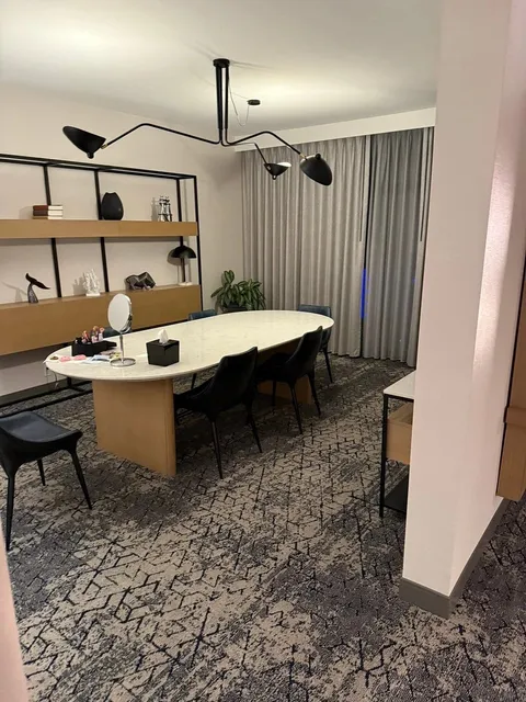 🇺🇸 Just Back from Disneyland LA – This Hotel Was Spacious & Affordab