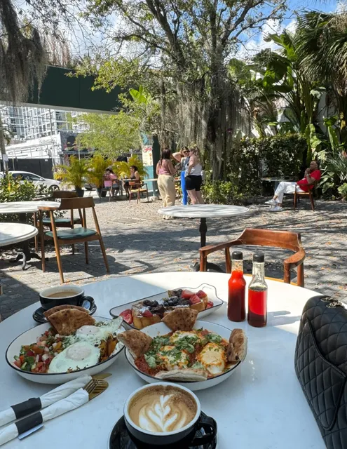 Miami Hidden Gems | Skip the Crowds, Eat Like a Local​​ 🌴🍽️