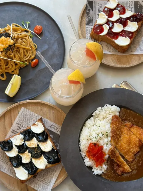 Discovering Delights at Davelle