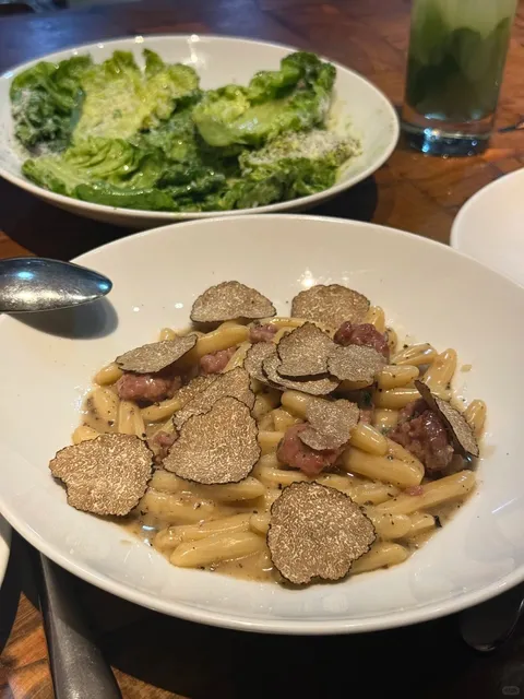 🍽️ What I Ate in LA This Week 🚗💨