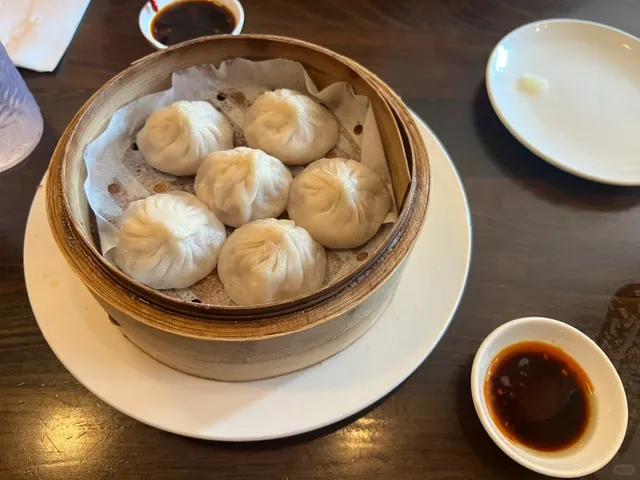 🇺🇸 Hidden Gem in Cleveland: LJ Shanghai 🥢