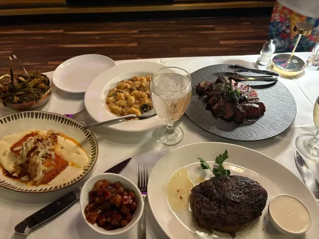 An Unforgettable Dinner Experience in Nashville! 🌟