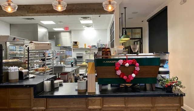 Delicious Donuts in Miami – Brown Butter & Salt is a Must-Try! 🍩✨