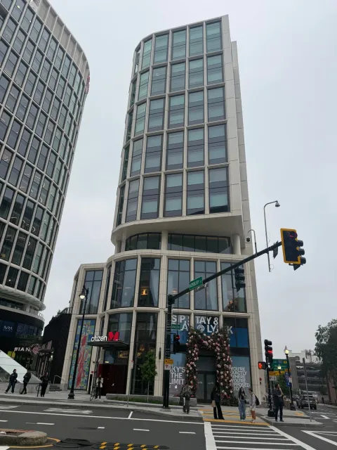 A Marvel of Modern Technology in Boston! 🏙️